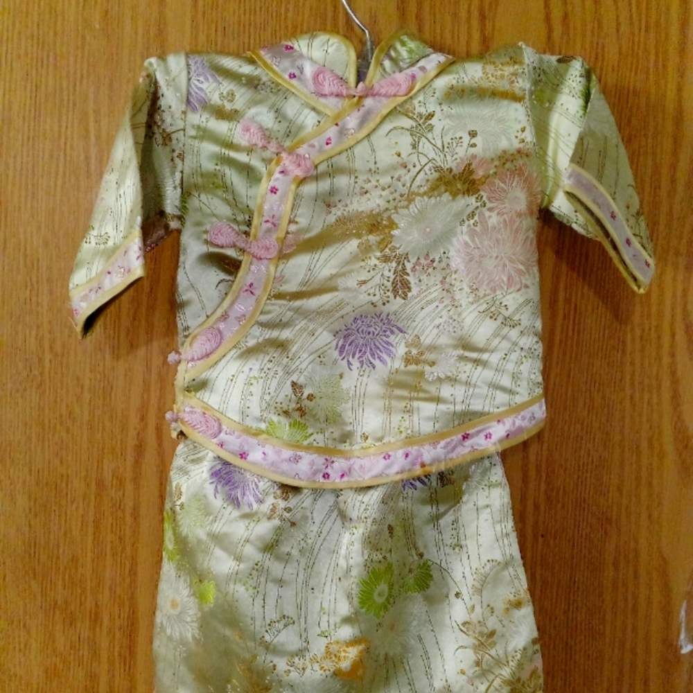 🪷CHINESE OUTFIT ORIENTAL COSTUME GIRL'S SIZE 2 EMBROIDERED TOP SKIRT SET